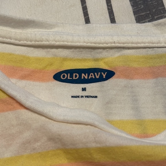 Old navy medium long sleeve tee - Picture 2 of 2